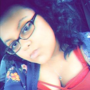 Meet your Posher, Ashlee